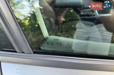 Седан Audi A4 2001 в 