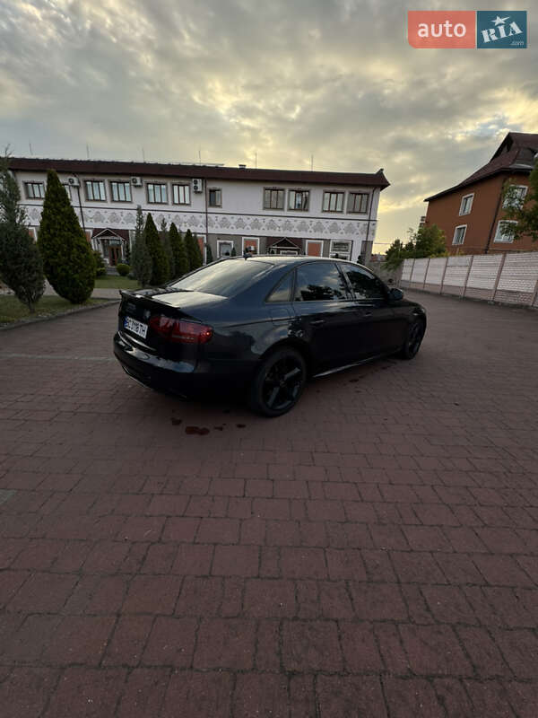 Седан Audi A4 2012 в Стрые
