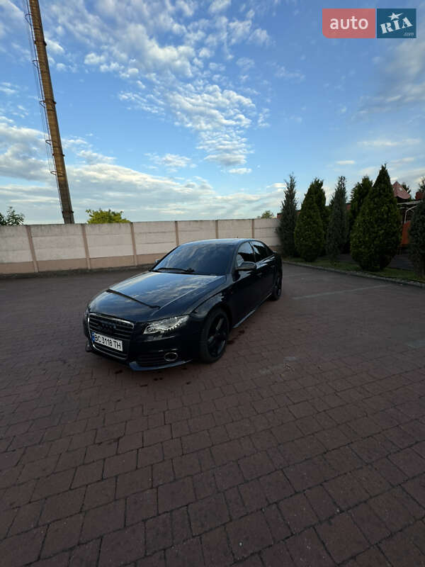 Седан Audi A4 2012 в Стрые