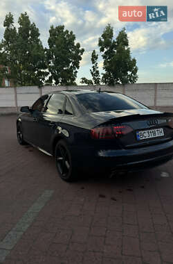 Седан Audi A4 2012 в 