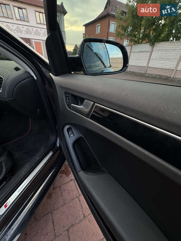 Седан Audi A4 2012 в Стрые