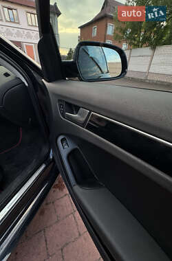 Седан Audi A4 2012 в 