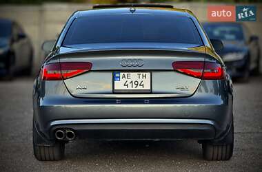 Седан Audi A4 2012 в 
