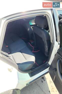 Седан Audi A4 2002 в 