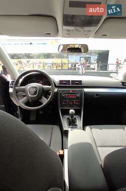 Седан Audi A4 2006 в Кам'янському
