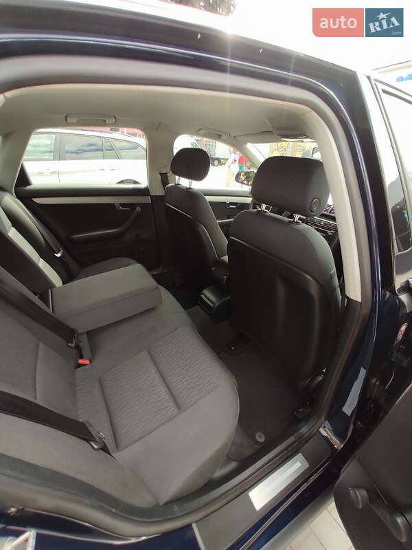 Седан Audi A4 2006 в Каменском