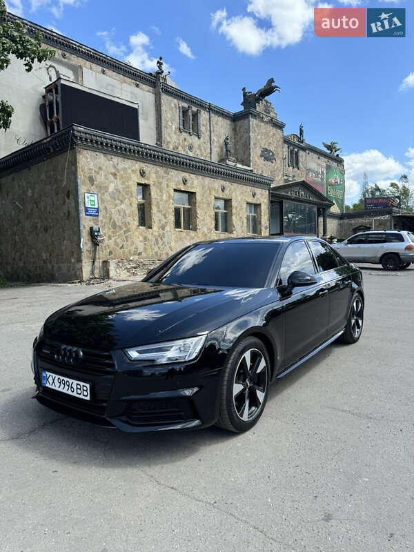 Седан Audi A4 2016 в Харькове