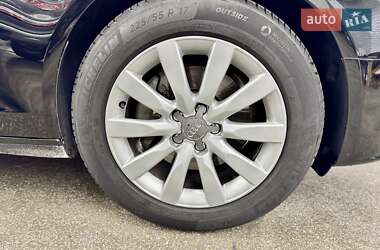 Седан Audi A4 2012 в 