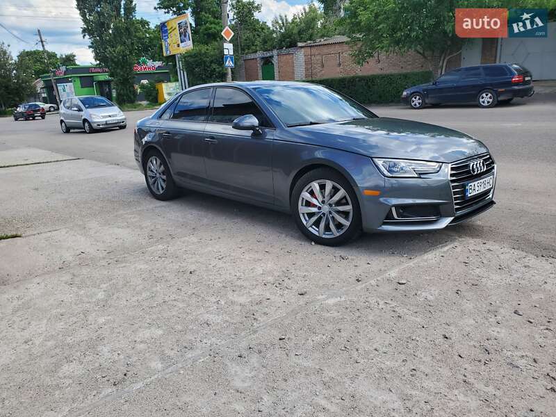 Седан Audi A4 2016 в Кропивницком