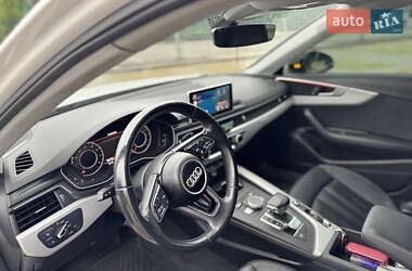 Седан Audi A4 2016 в 