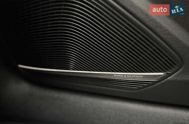 Седан Audi A4 2016 в 