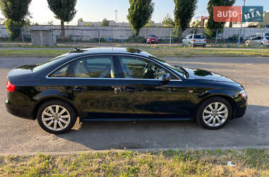 Седан Audi A4 2015 в 