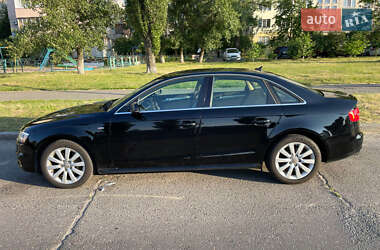 Седан Audi A4 2015 в 