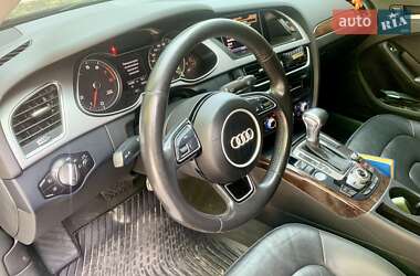 Седан Audi A4 2014 в 