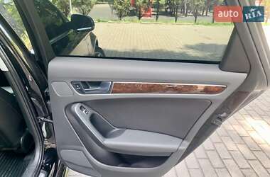 Седан Audi A4 2014 в 