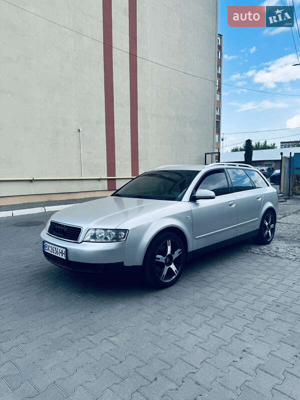 Универсал Audi A4 2002 в 