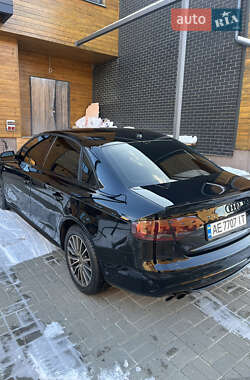 Седан Audi A4 2012 в 