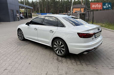 Седан Audi A4 2020 в 