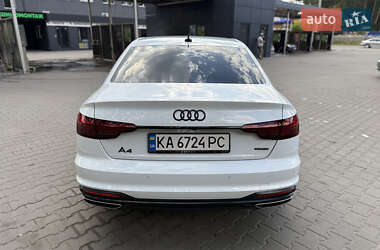 Седан Audi A4 2020 в 
