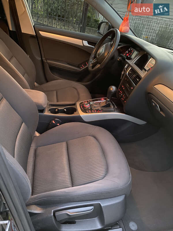 Универсал Audi A4 2009 в Перегинском
