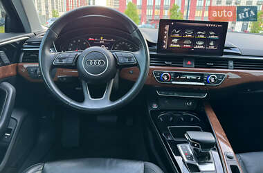 Седан Audi A4 2020 в 
