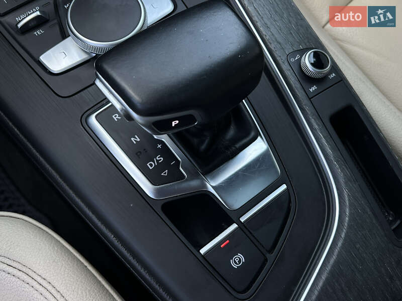 Седан Audi A4 2017 в Николаеве