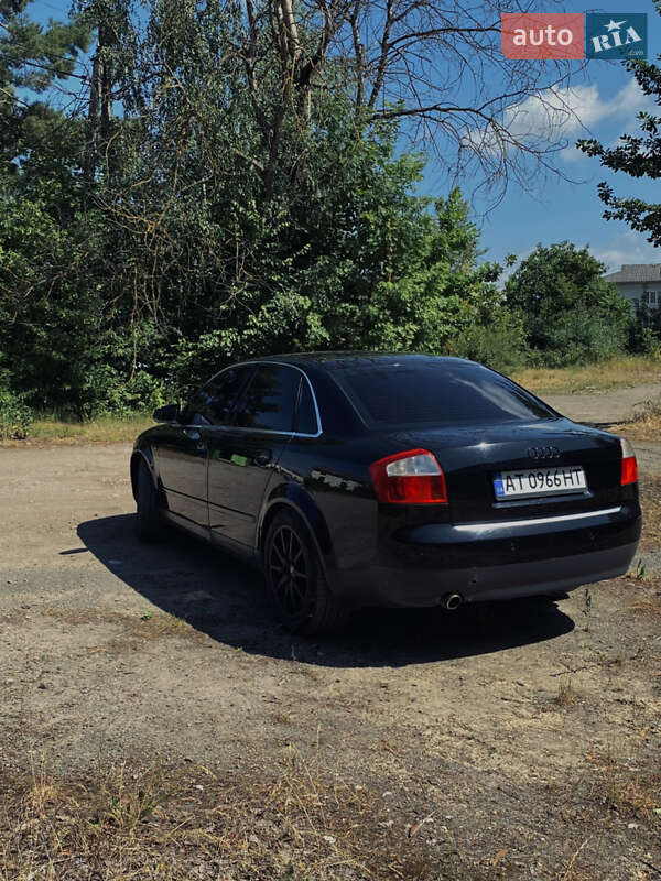 Седан Audi A4 2001 в Богородчанах