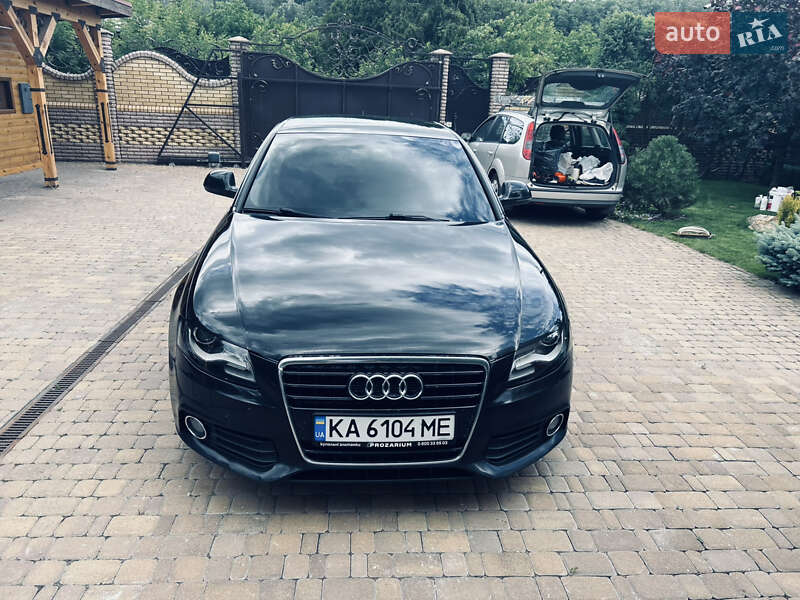 Седан Audi A4 2009 в Киеве
