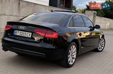 Седан Audi A4 2013 в 