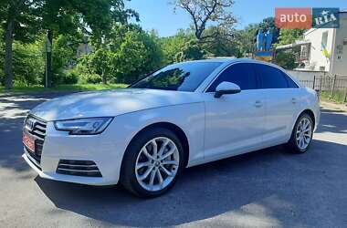 Седан Audi A4 2016 в 