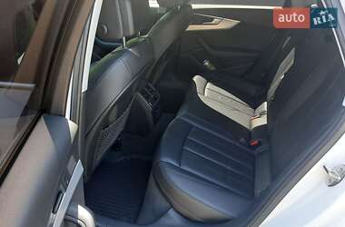 Седан Audi A4 2016 в 