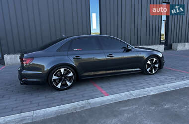 Седан Audi A4 2018 в 