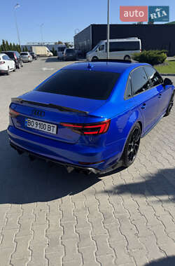 Седан Audi A4 2016 в 