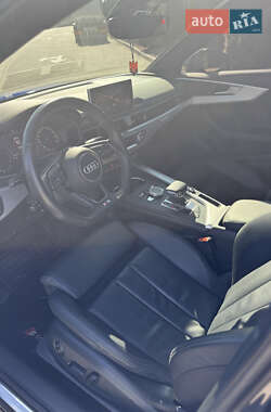 Седан Audi A4 2016 в 