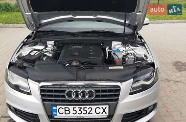 Седан Audi A4 2010 в Куликівці