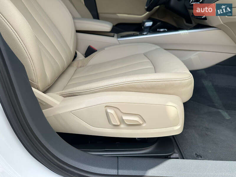 Седан Audi A4 2016 в Хмельницком