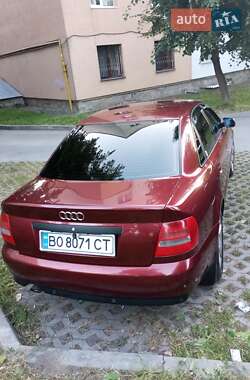 Седан Audi A4 1999 в 