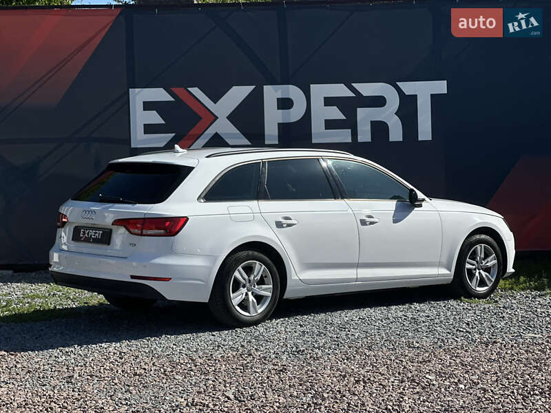 Универсал Audi A4 2017 в Львове