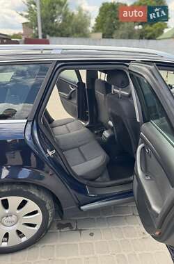 Универсал Audi A4 2004 в 