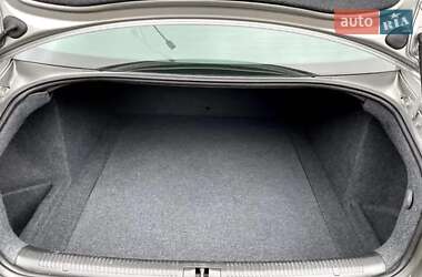 Седан Audi A4 2004 в 
