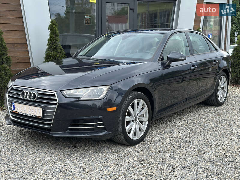 Седан Audi A4 2016 в Ивано-Франковске