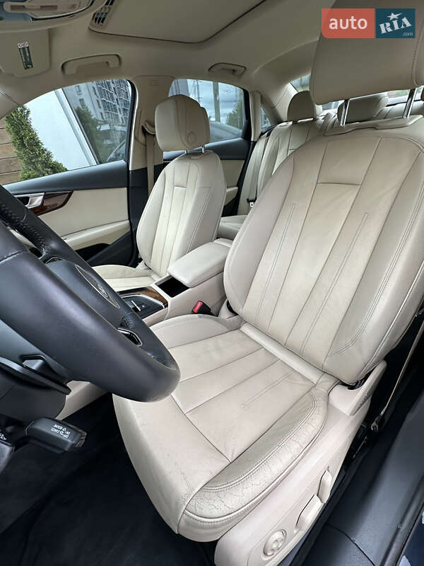 Седан Audi A4 2016 в Ивано-Франковске