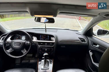 Седан Audi A4 2013 в 