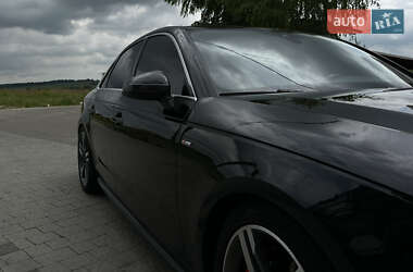 Седан Audi A4 2018 в 