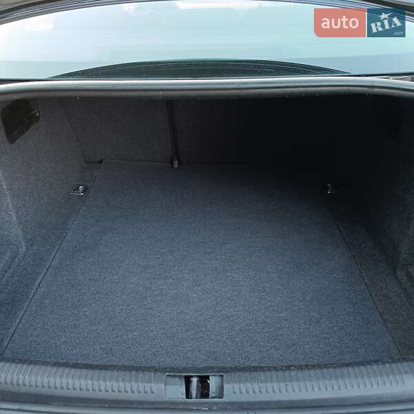 Седан Audi A4 2006 в Бориславе