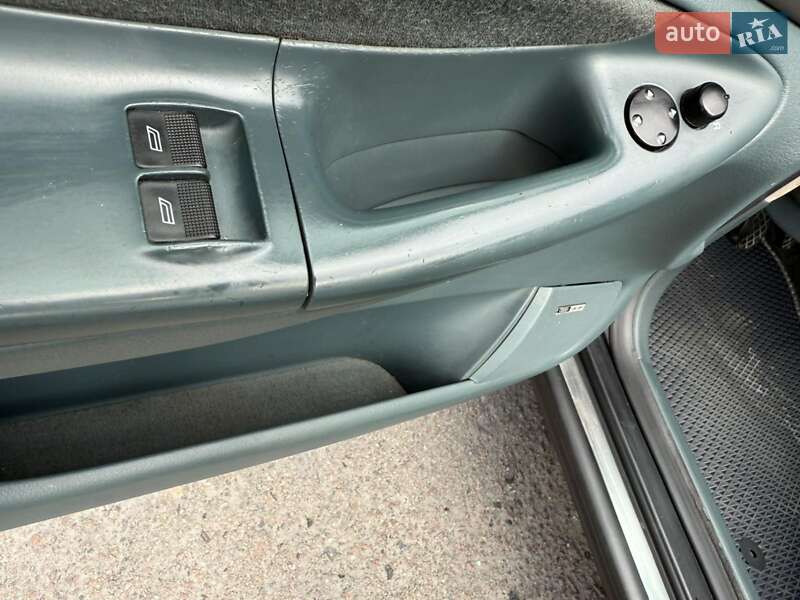 Универсал Audi A4 1999 в Луцке