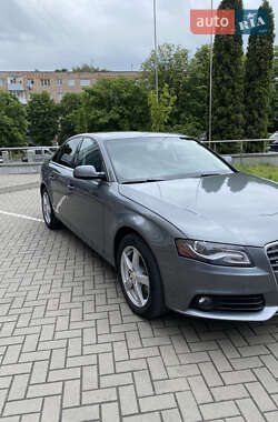 Седан Audi A4 2012 в 