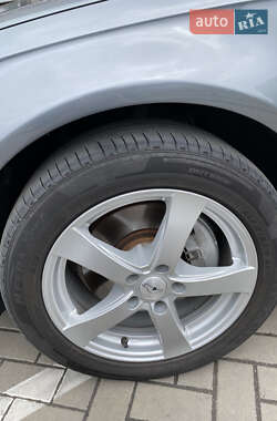 Седан Audi A4 2012 в 