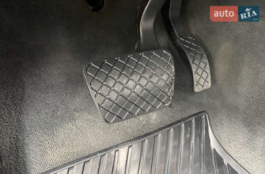 Седан Audi A4 2012 в 