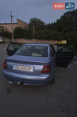 Седан Audi A4 1996 в 